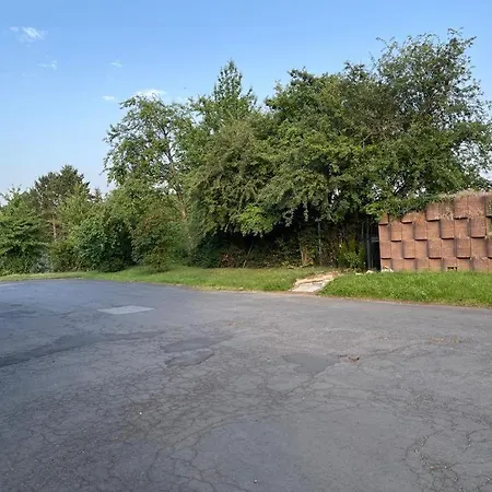 Kleines-ferienhaus-am-wasserturm-mayen-mit-grill-kamin-und-kleiner-terrasse Vakantiehuis *